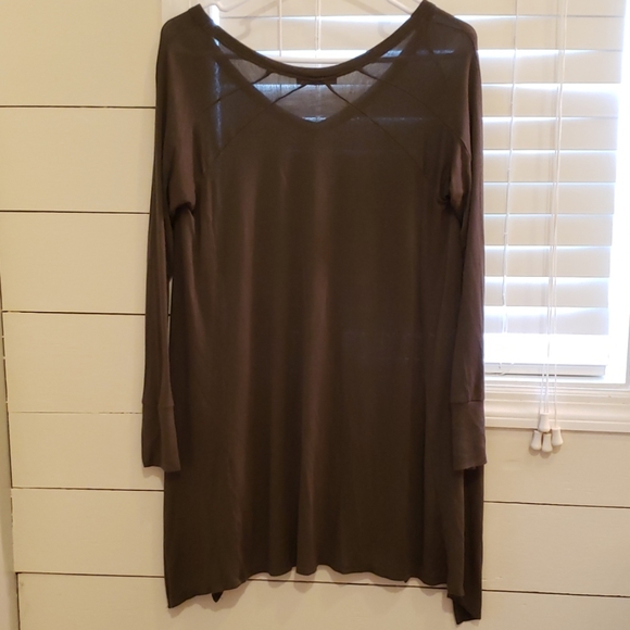 Tunic - Picture 2 of 6